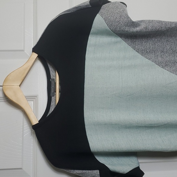 Suzy Shier Color Block Short Sleeve Knit Top Size XS - Picture 2 of 9